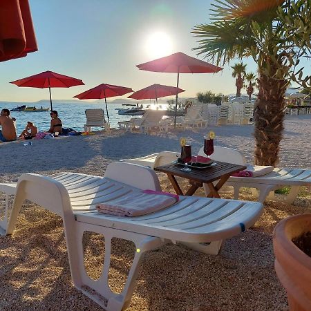 Bed & Breakfast Pino Подстрана Екстер'єр фото